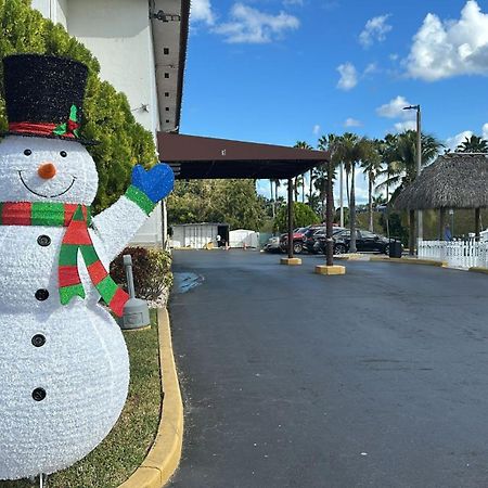Belmont Inn & Suites Florida City Exterior foto