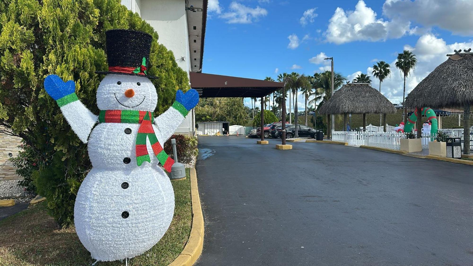 Belmont Inn & Suites Florida City Exterior foto