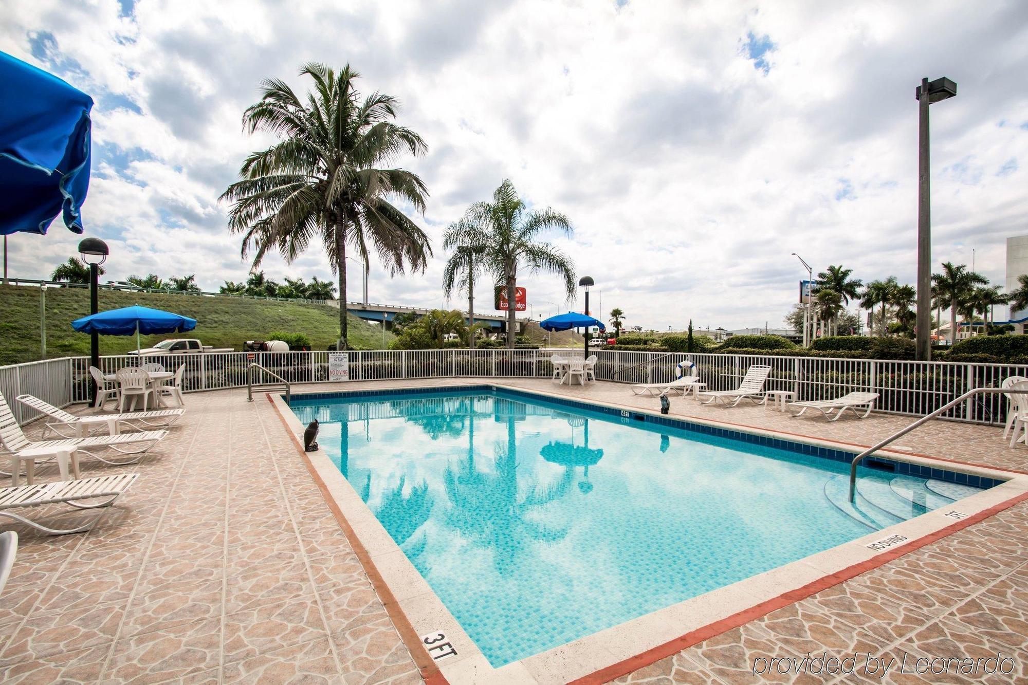 Belmont Inn & Suites Florida City Exterior foto