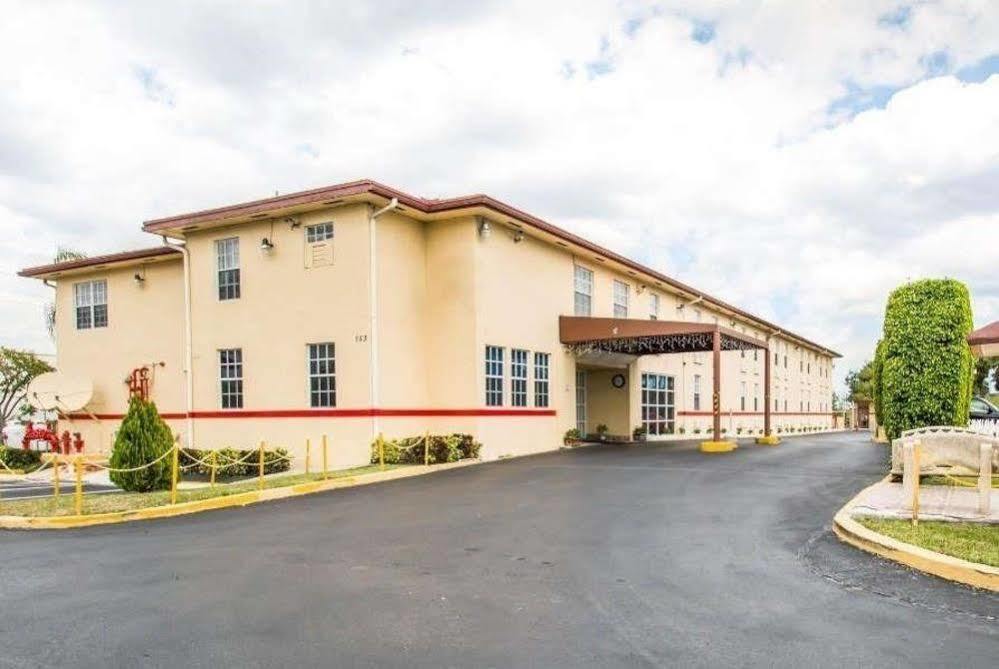 Belmont Inn & Suites Florida City Exterior foto
