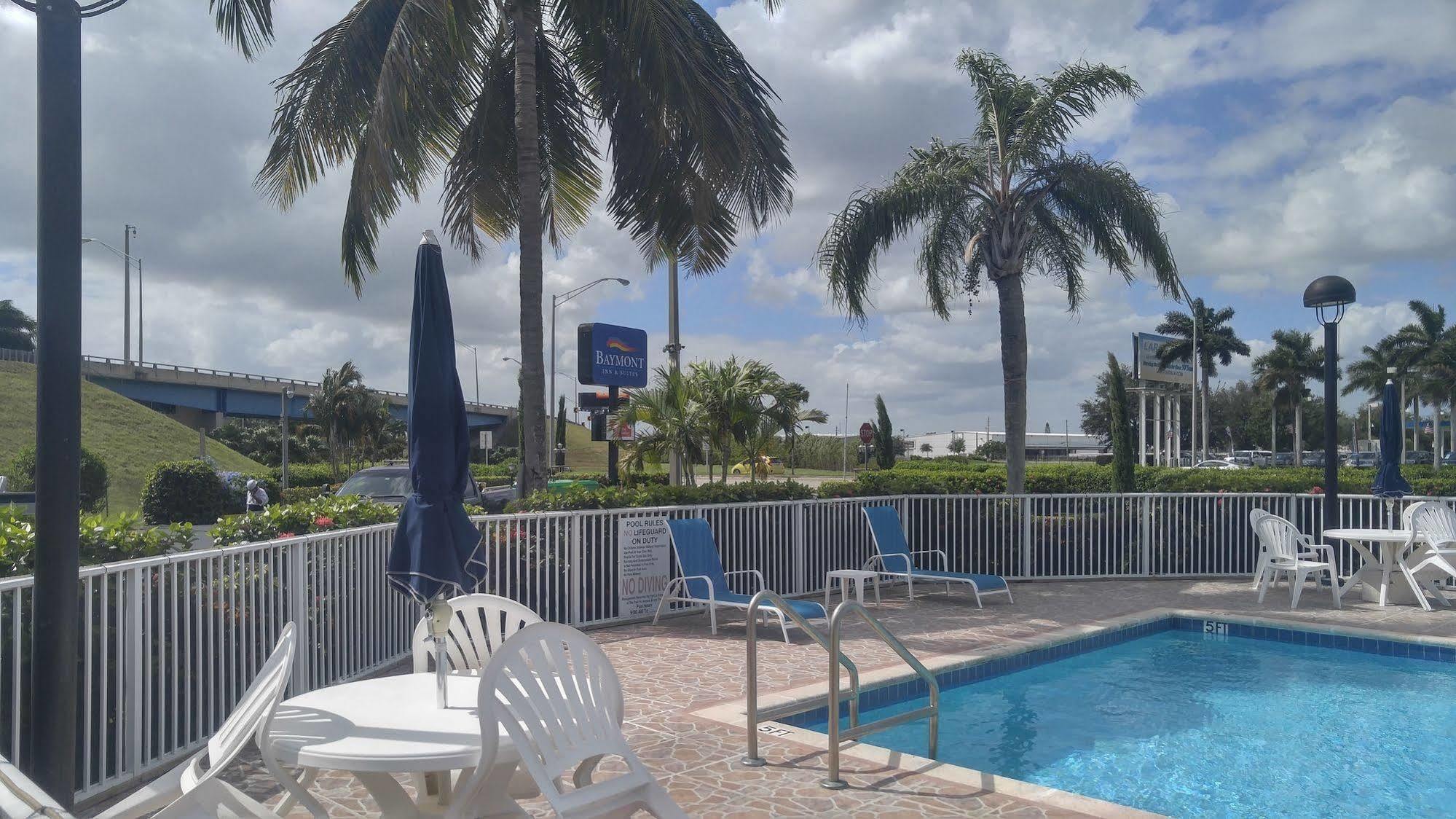 Belmont Inn & Suites Florida City Exterior foto