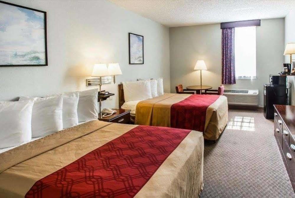 Belmont Inn & Suites Florida City Exterior foto